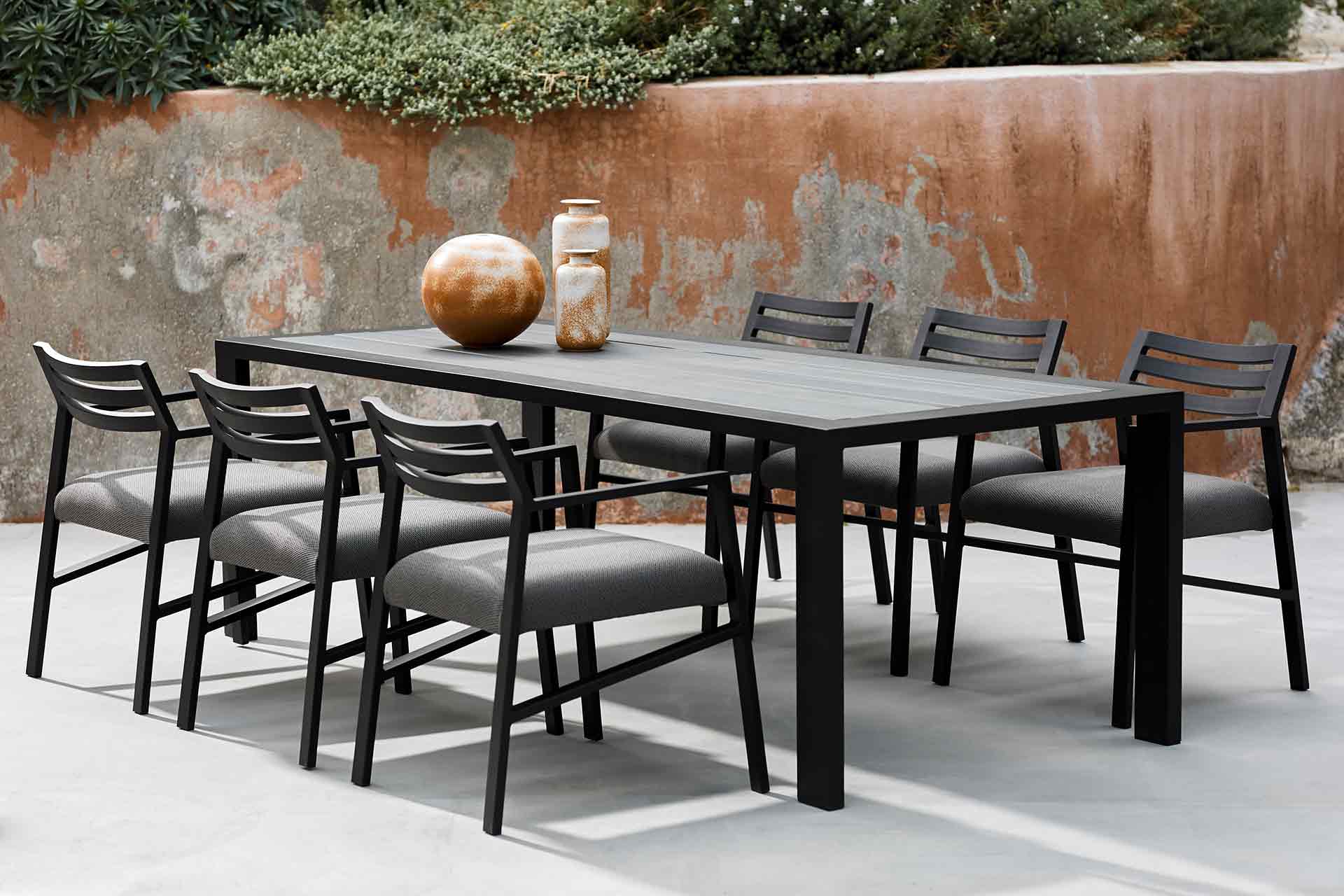 Divano Lounge Blaze Dining Set – zeitlose Eleganz trifft funktionalen Luxus