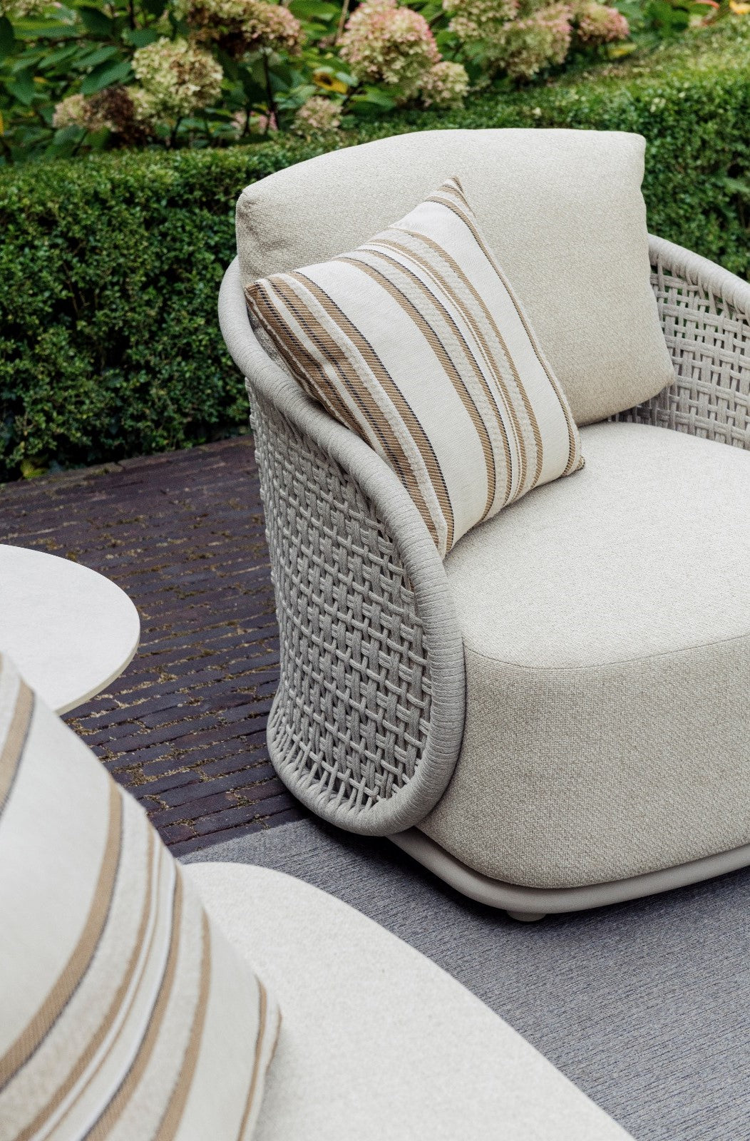 Amora Lounge Set