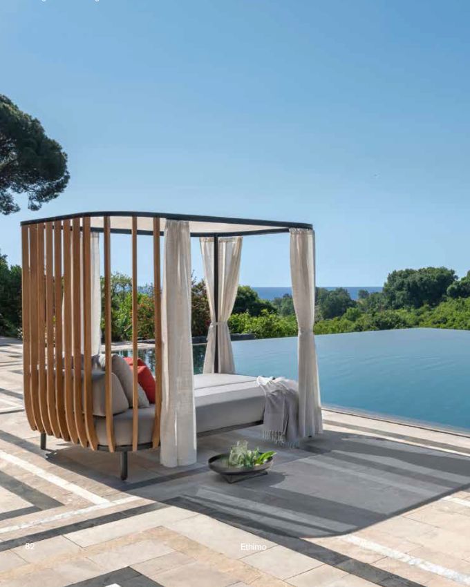 Swing Daybed