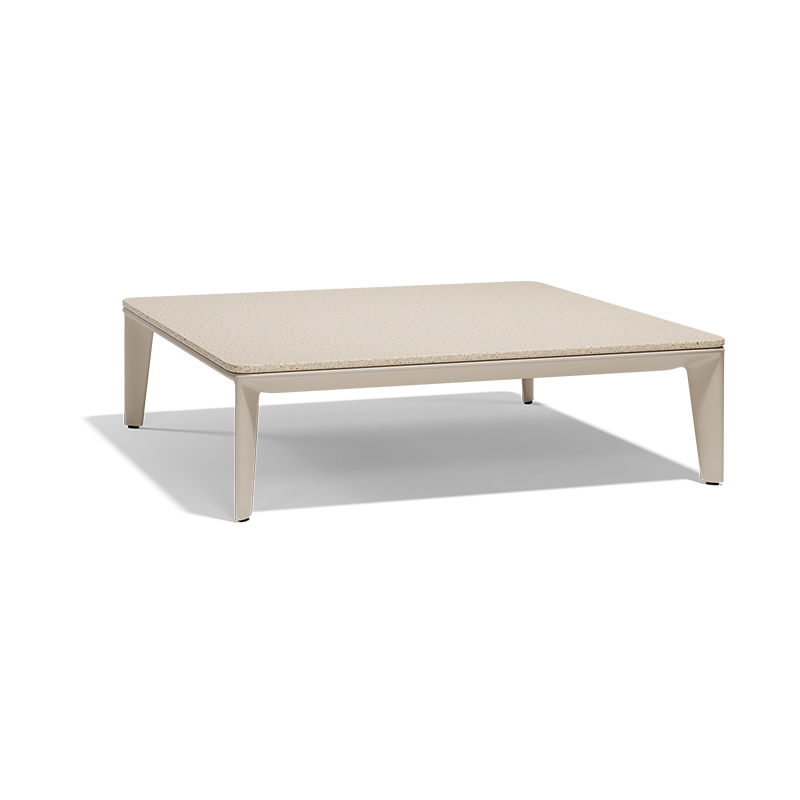 Vondom Pasadena Table Collection Outdoor Design Tische von Jean-Marie Massaud für Terrasse, Garten und moderne Outdoor-Lounges