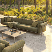 Vondom Pasadena Table Collection Outdoor Design Tische von Jean-Marie Massaud für Terrasse, Garten und moderne Outdoor-Lounges