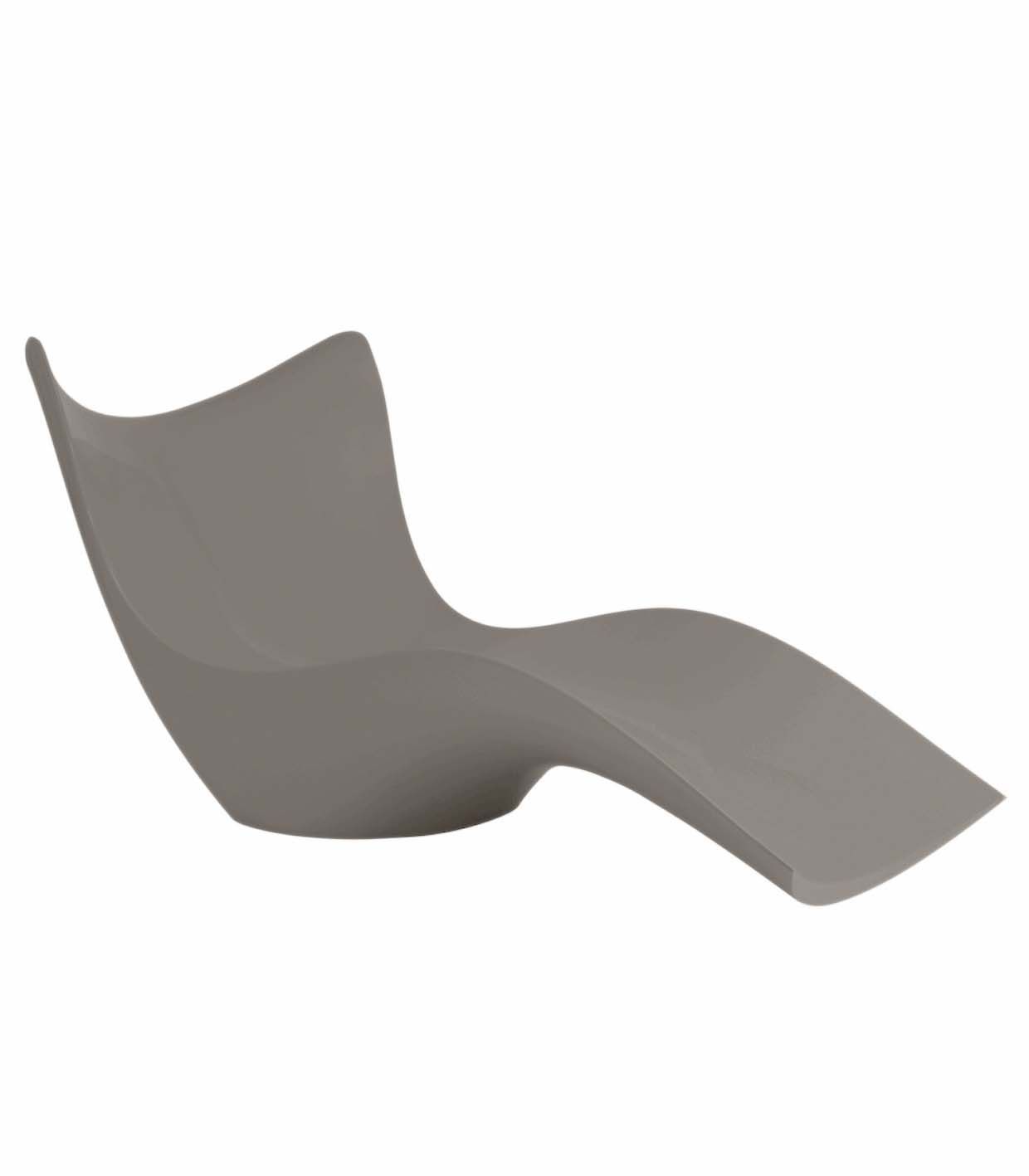 Vondom Surf Sonnenliege Grau-Tortora – die Welle der Ruhe